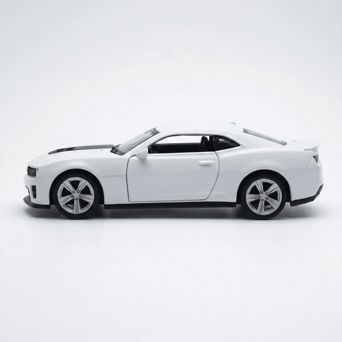 Auto Chevrolet Camaro ZL1 S Escala 1:43 - Welly - Toyng Chile