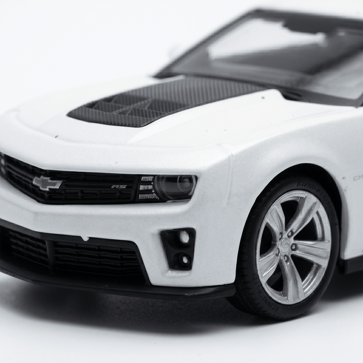 Auto Chevrolet Camaro ZL1 S Escala 1:43 - Welly - Toyng Chile
