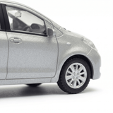 Auto Toyota Yaris S Escala 1:43 - Welly - Toyng Chile