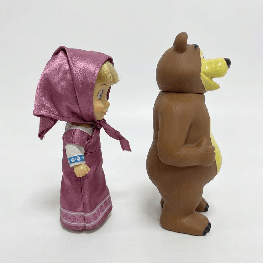 Juguete Muñeca Masha con Oso - Masha Y El Oso - Toyng Chile