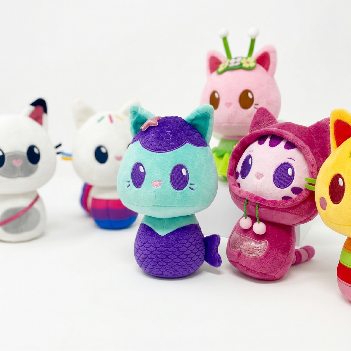 Pack x6 Peluches La Casa de Gabby Colección Completa
