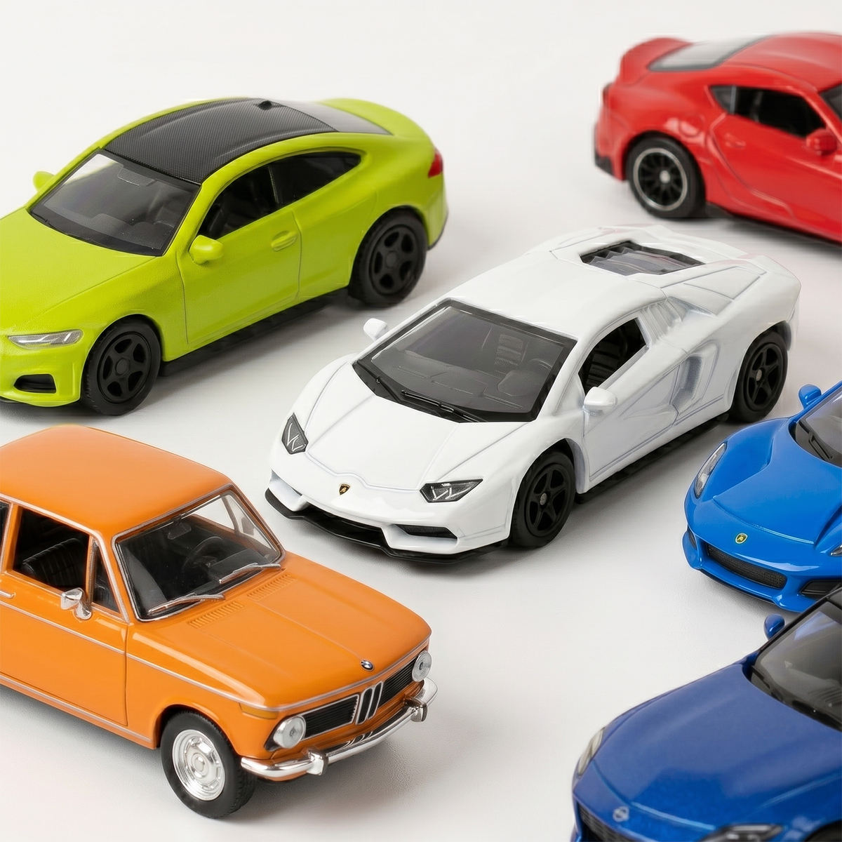 Pack x12 Autos Welly Deportivos Escala 1:60